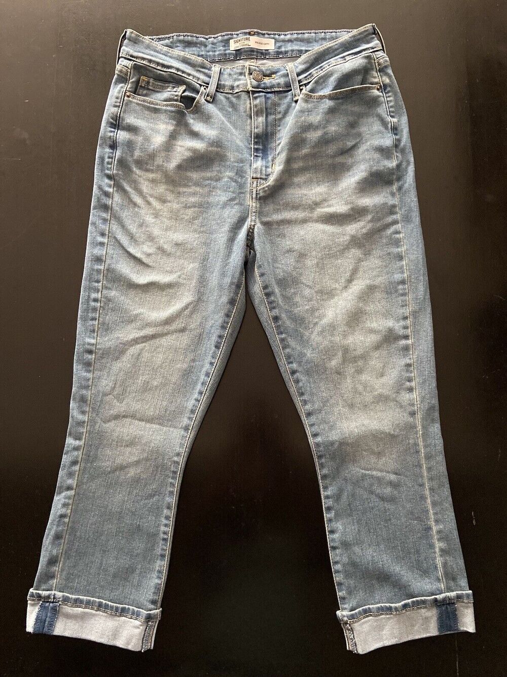 LEVI’S Signature Gold Mid-Rise Capri Jeans sz 8